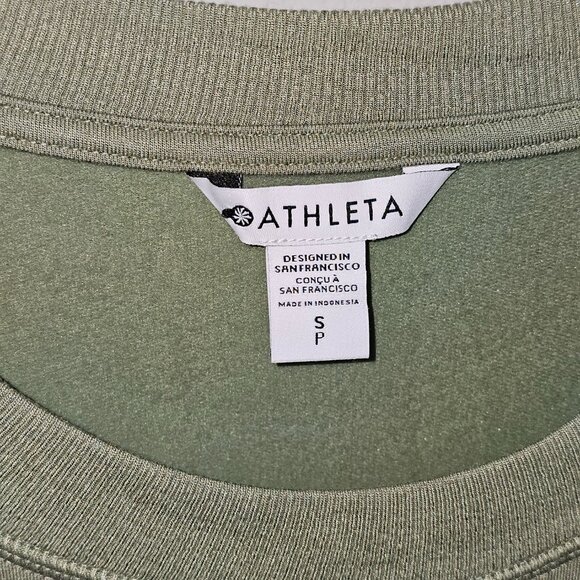 *NWT* Small Green Athleta Coaster Luxe Sweatshirt - "Relaxed with room to move" - Picture 3 of 9